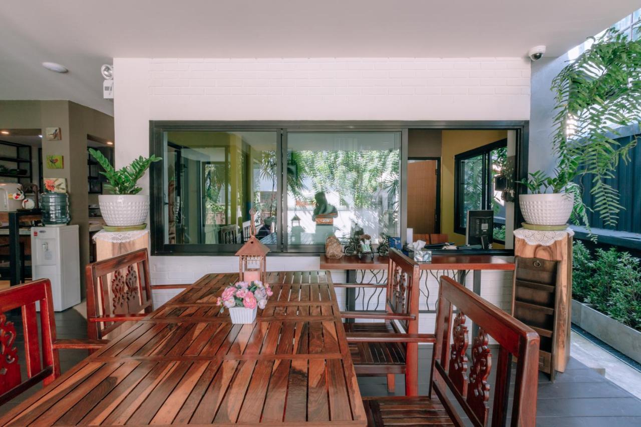 64House Otel Chiang Mai Dış mekan fotoğraf